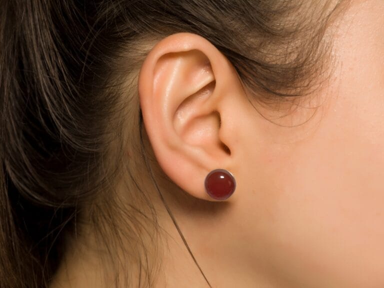 Cercei cu Surub din Carneol (Cornalina)