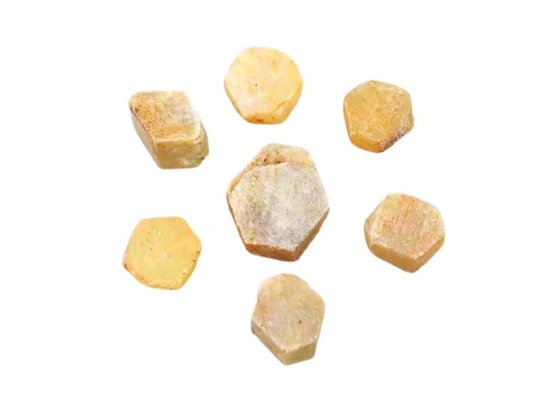 Piatra din Corindon (safir), forma de cristal brut de aprox. 1.5 cm.