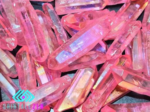 Cuart Pink Aura Laser, forma de cristal natural LASER brut (varf) de aprox. 5-6 x 1,5 cm.