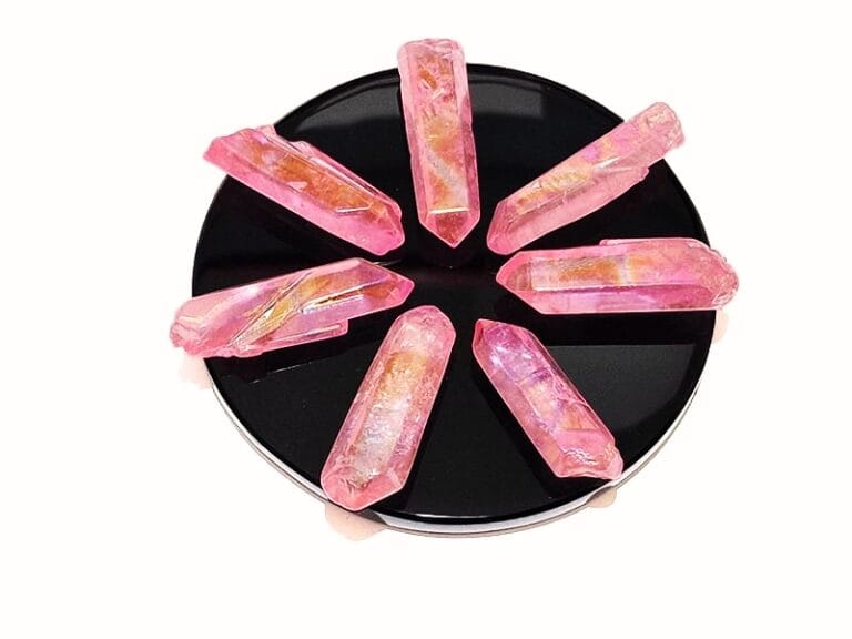 Cuart Pink Aura Laser, forma de cristal natural LASER brut (varf) de aprox. 5-6 x 1,5 cm.
